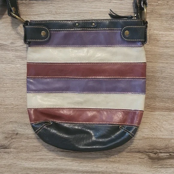 Axcess by Liz Claiborne Purse/Crossbody - Picture 2 of 9